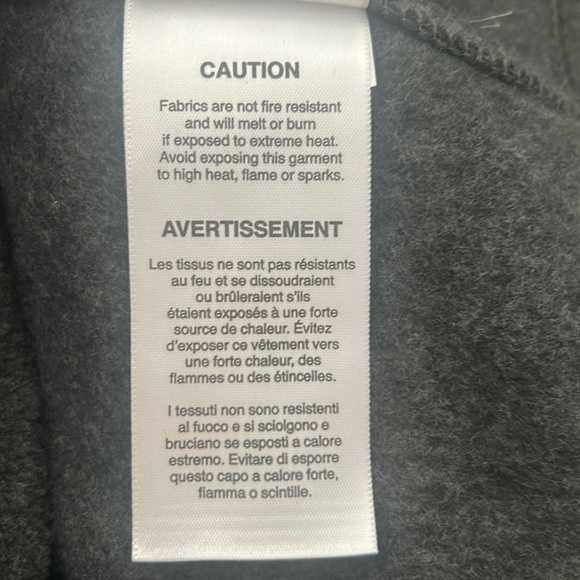 COLUMBIA🏔️Men’s FLEECE Gray VEST Size Medium - Picture 9 of 11